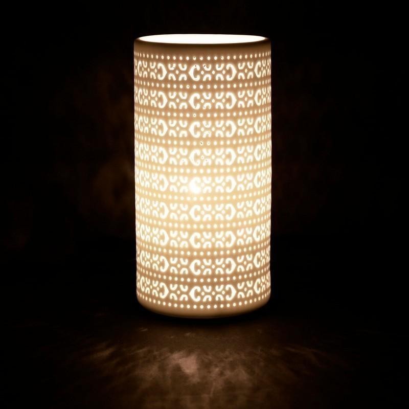 lampe d'ambiance en porcelaine blanche pour une lumière tamisée